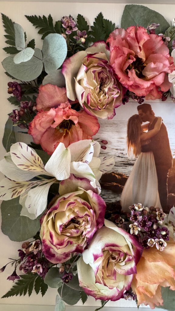 brautstrauß-konservierung-im-rahmen